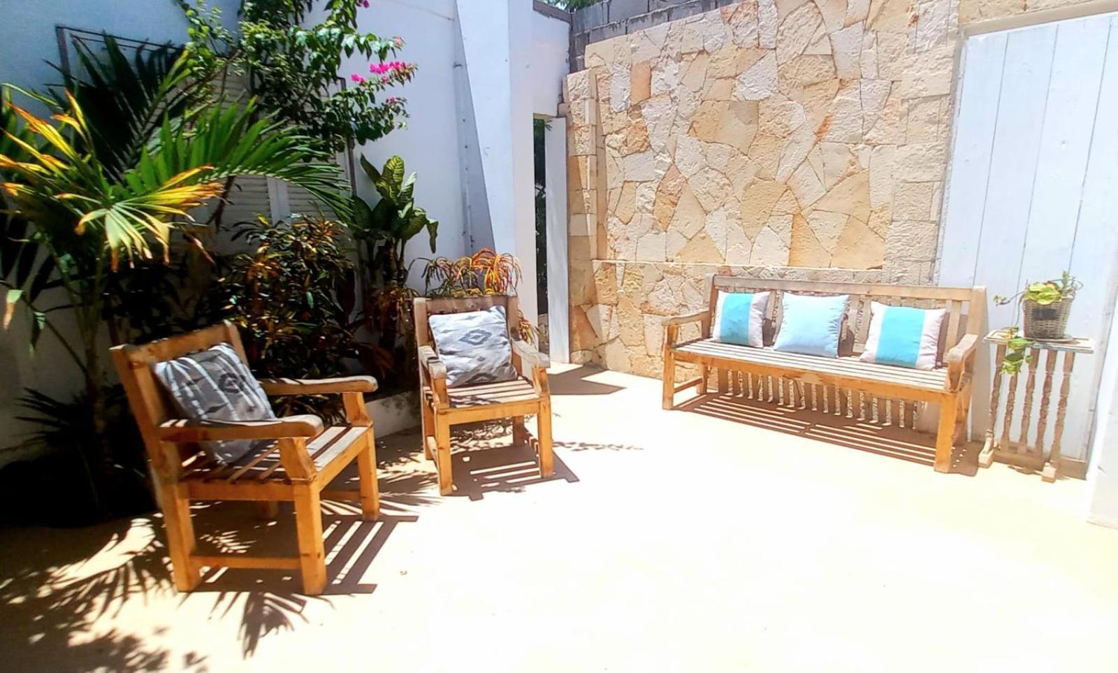 Frühstückspension Cristina Alojamento, De Chaves, Boa Vista, Cape Verde, Wi-fi Sal Rei