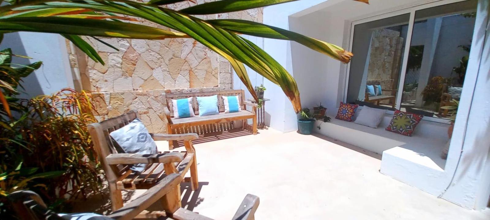 Cristina Alojamento, De Chaves, Boa Vista, Cape Verde, Wi-fi Frühstückspension *