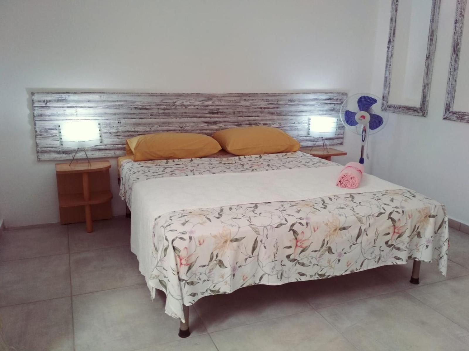 Cristina Alojamento, De Chaves, Boa Vista, Cape Verde, Wi-fi Frühstückspension *